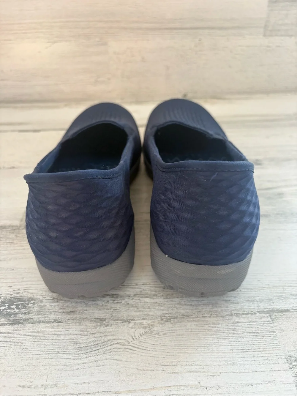 Skechers Women’s Size 9 Hands Free Slip-Ins Reggae Fest 2.0 Guiding Light NWT